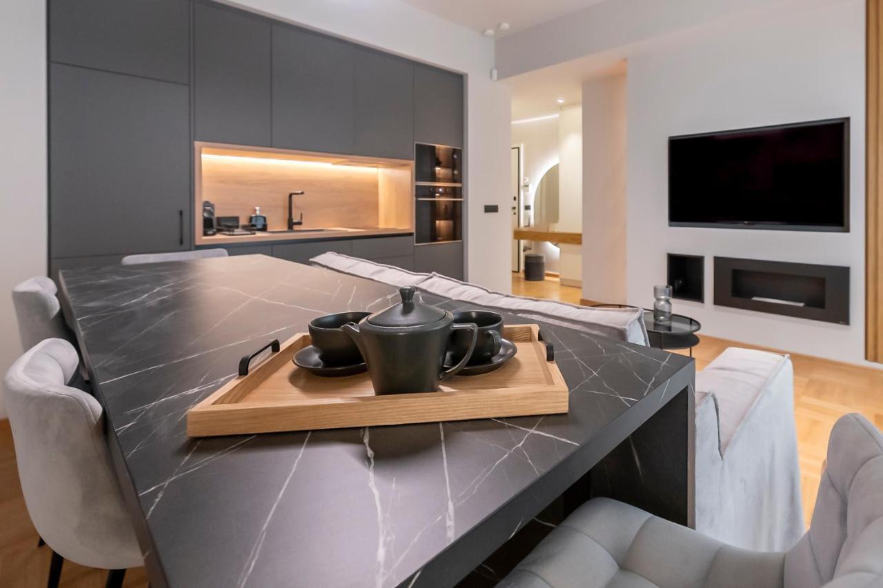 Phaedrus Living Luxury Flat Kolonaki Center Apartment เอเธนส์ ภายนอก รูปภาพ